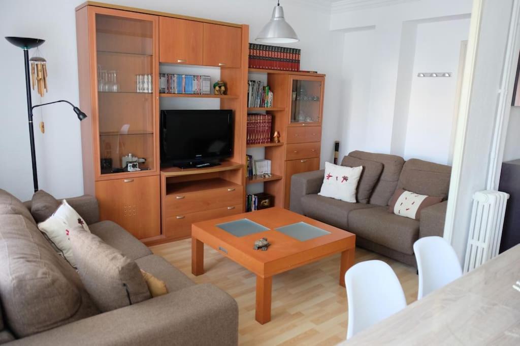 Apartamento “Las Calmas” En 우에스카 외부 사진